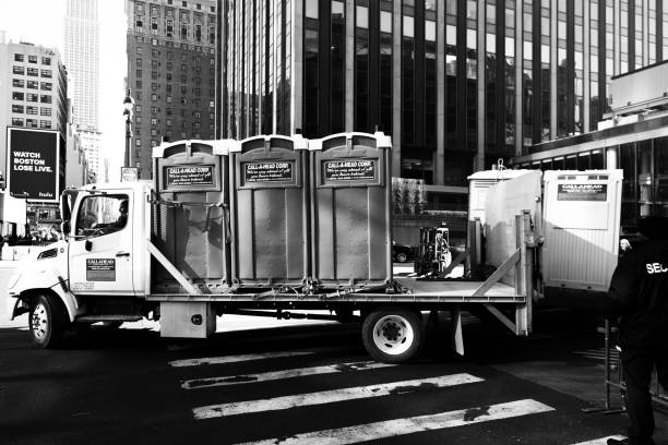 Best Portable toilet rental cost  in Labarque Creek, MO